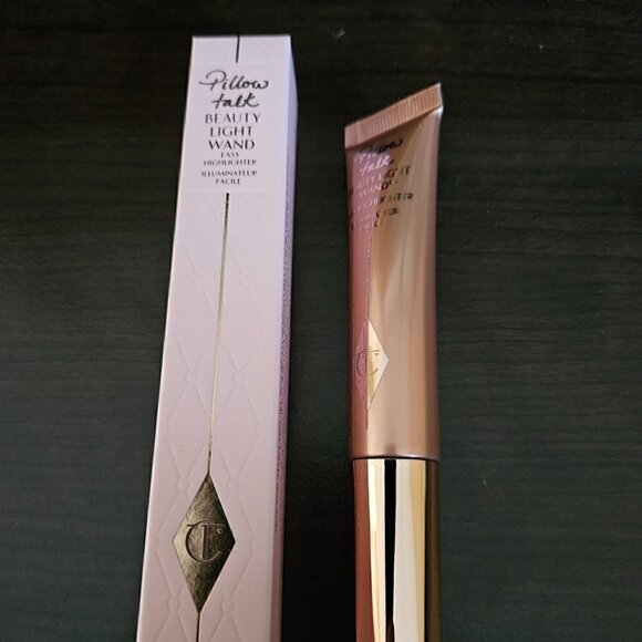 Charlotte Tilbury BEAUTY LIGHT HIGHLIGHTER BLUSH WAND PILLOW TALK ORIGIN… - Picture 3 of 5